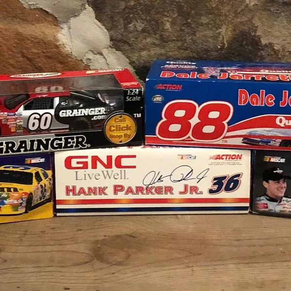 46591 nascar diecast cars image4