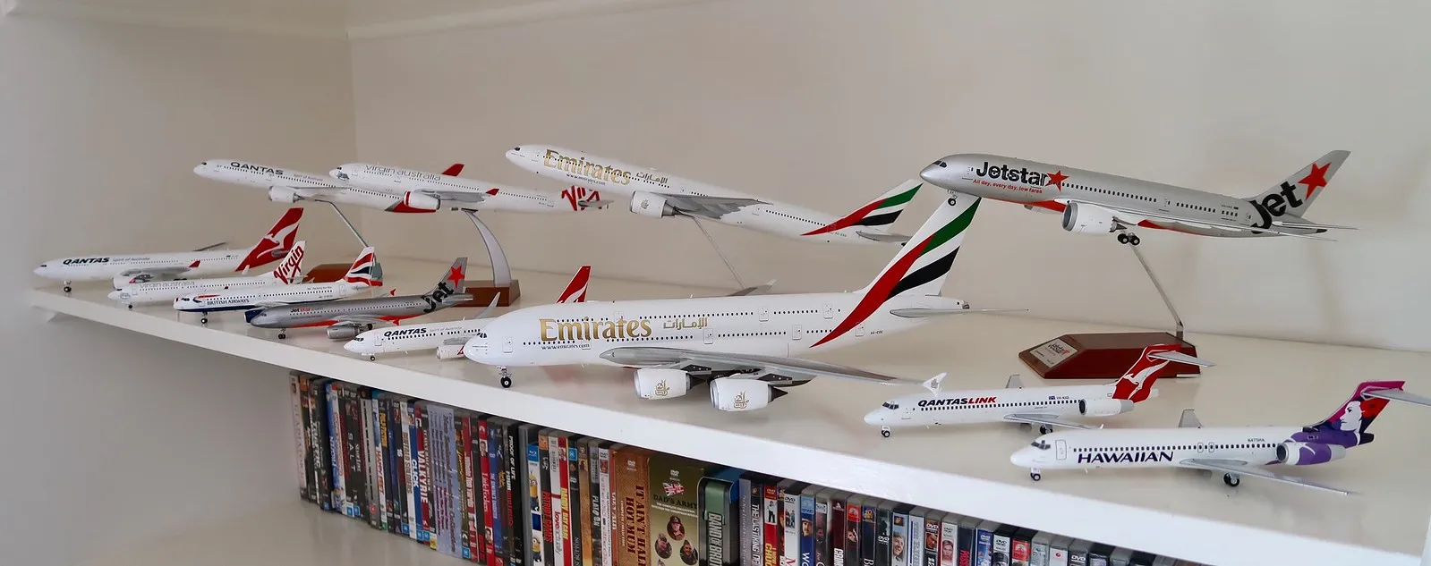 46607 diecast aircraft 1 200 scale military
