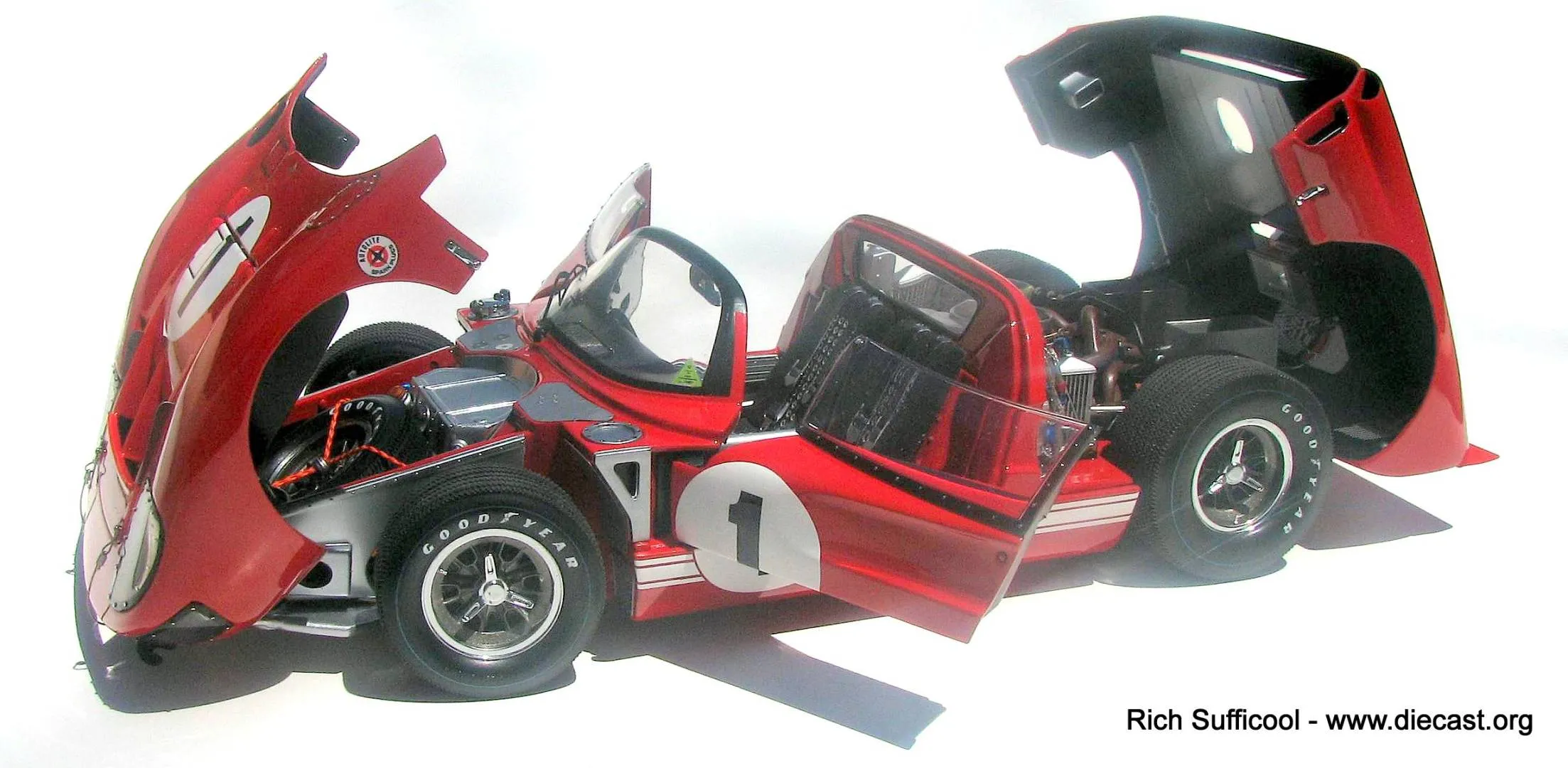46619 gt40 diecast crash 1
