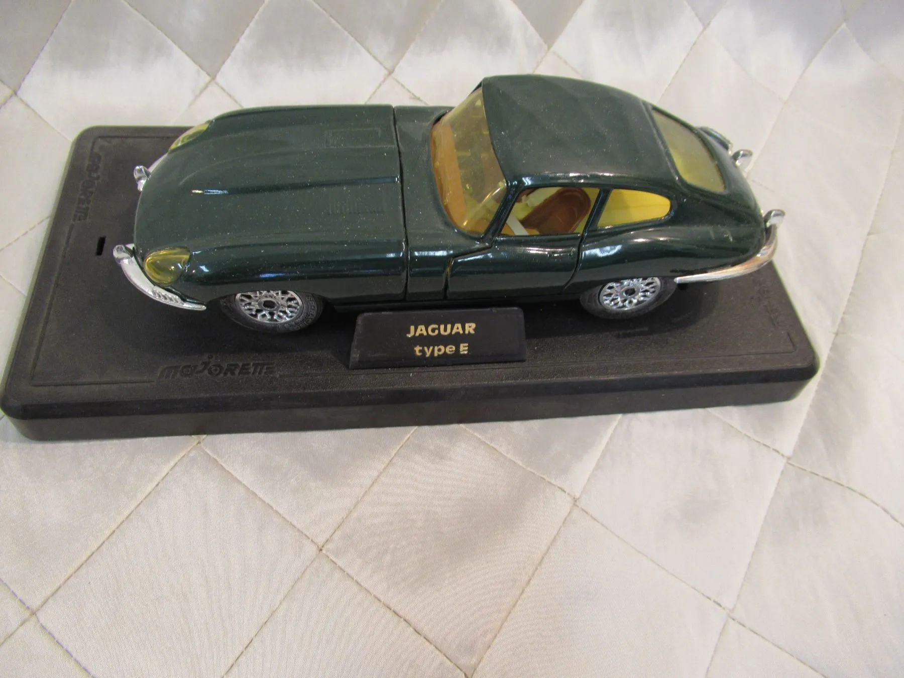 /img/46629-collecting-majorette-premium-cars.webp