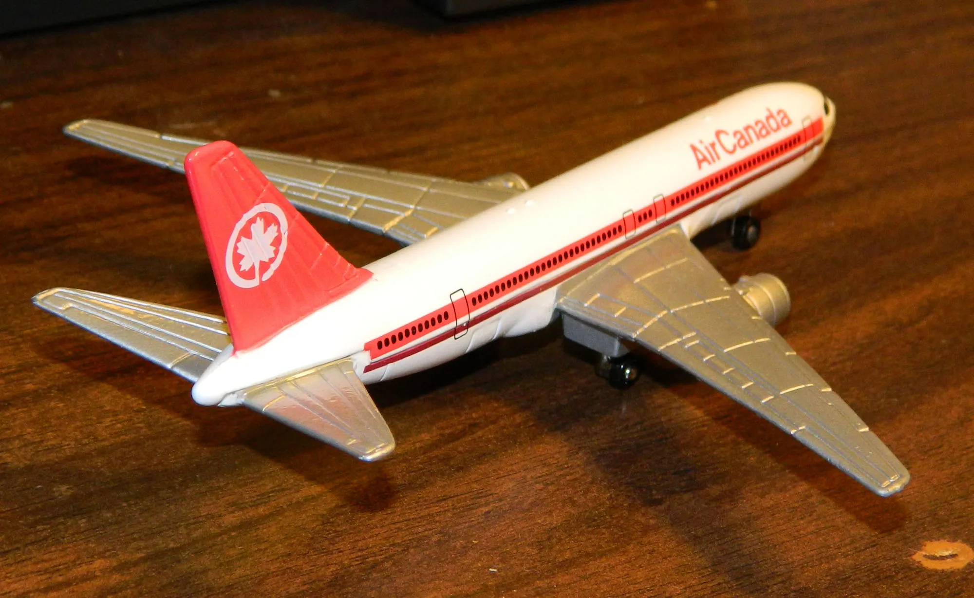 46637 diecast model airplane detailing