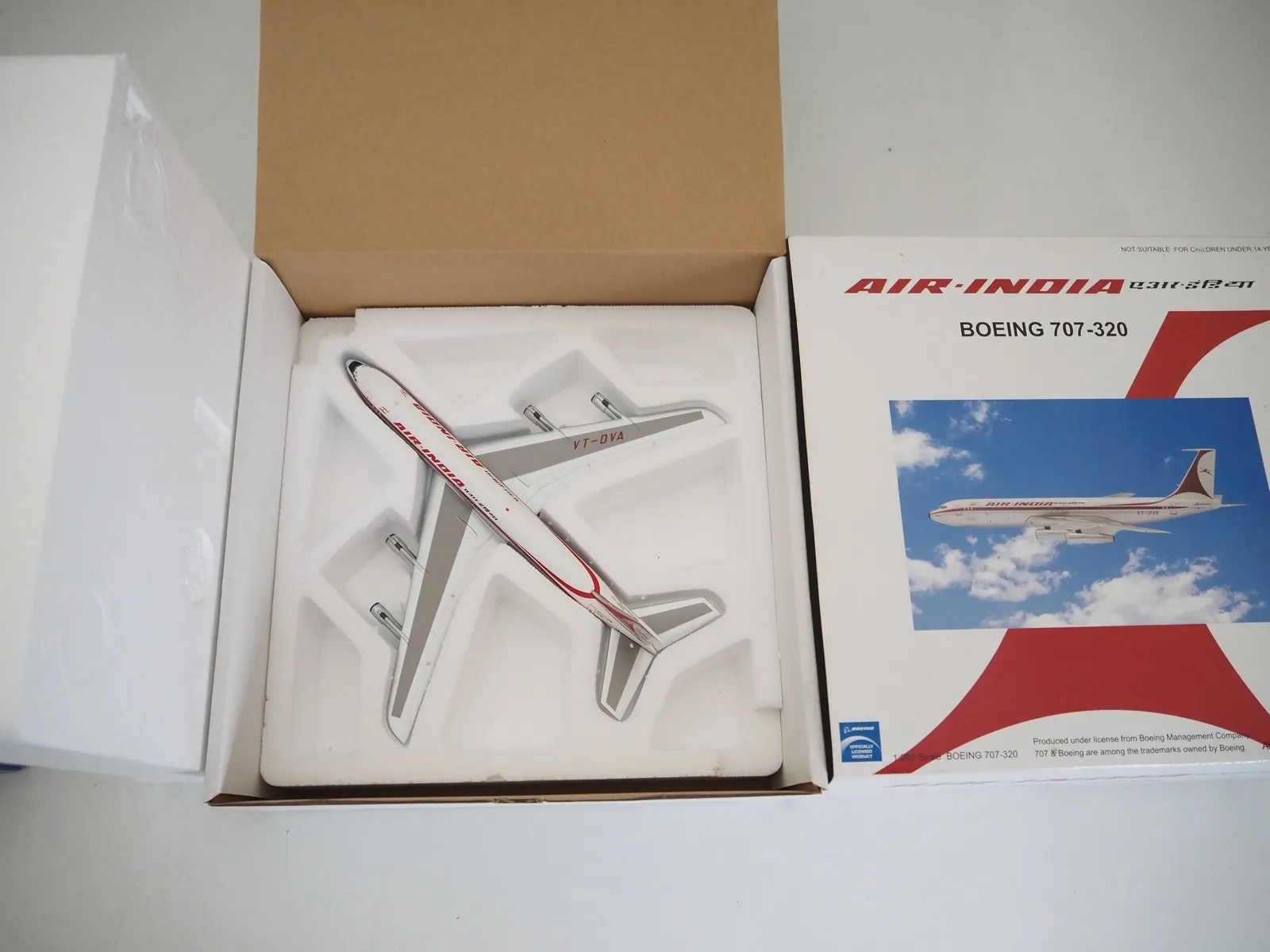 46637 diecast model airplane scales