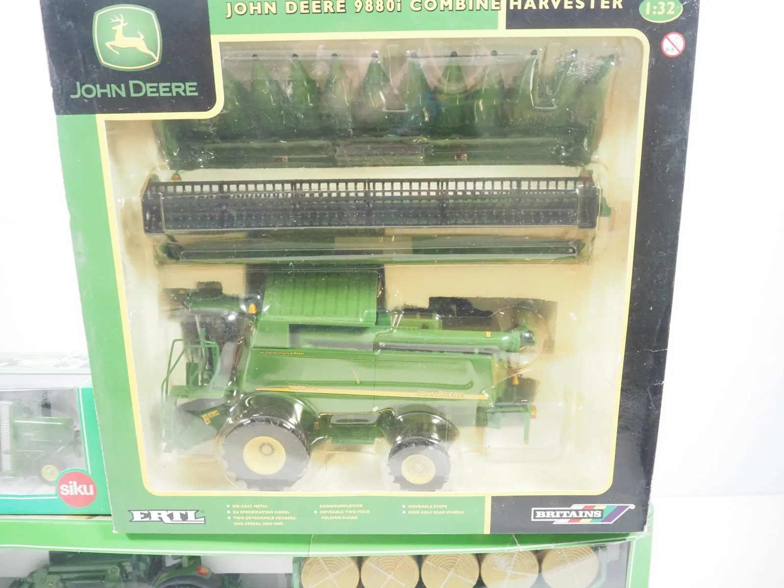 46652 diecast tractor detail