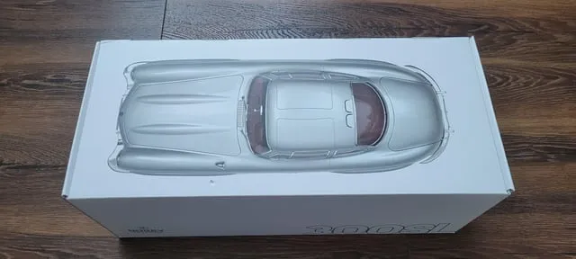46659 mercedes 300 diecast cabriolet
