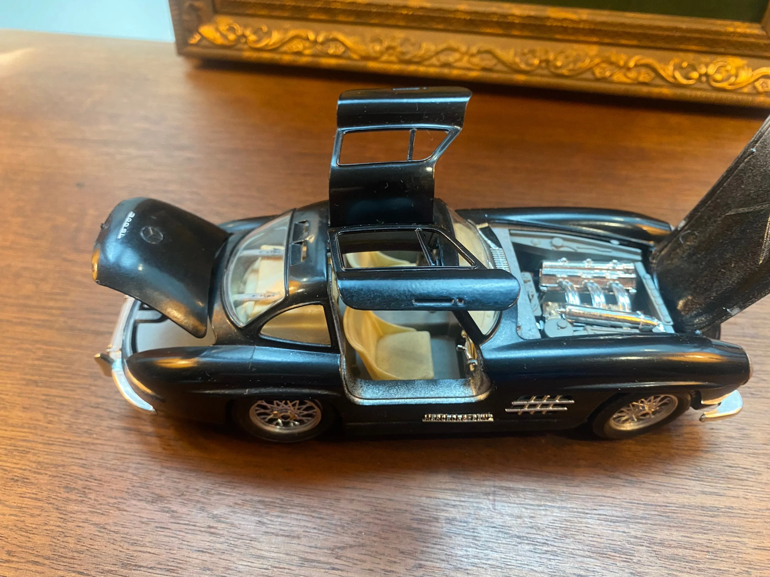46659 mercedes 300 diecast collection