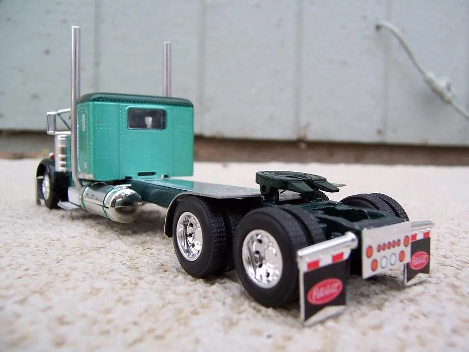 46668 custom diecast truck display