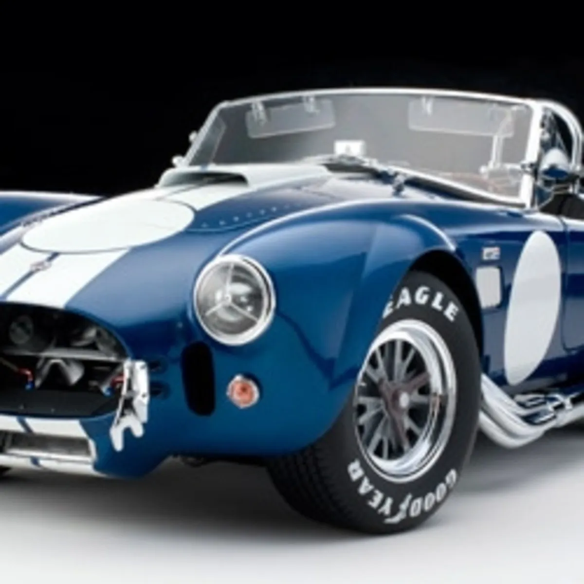 46672 diecast 99 cobra exterior