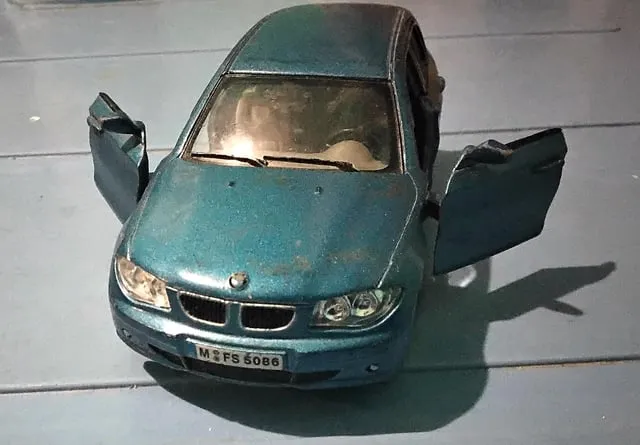 46675 bmw x1 diecast collection
