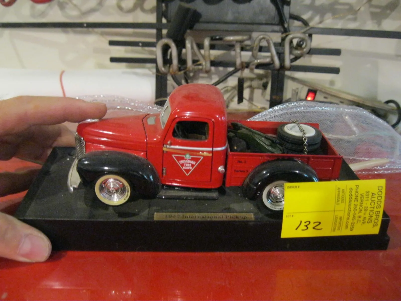46680 diecast truck collecting