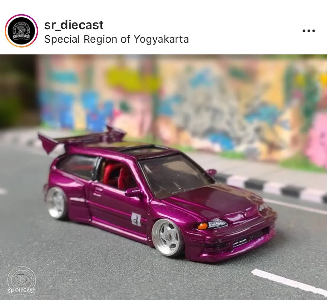 /img/46682-detailed-diecast-features.webp