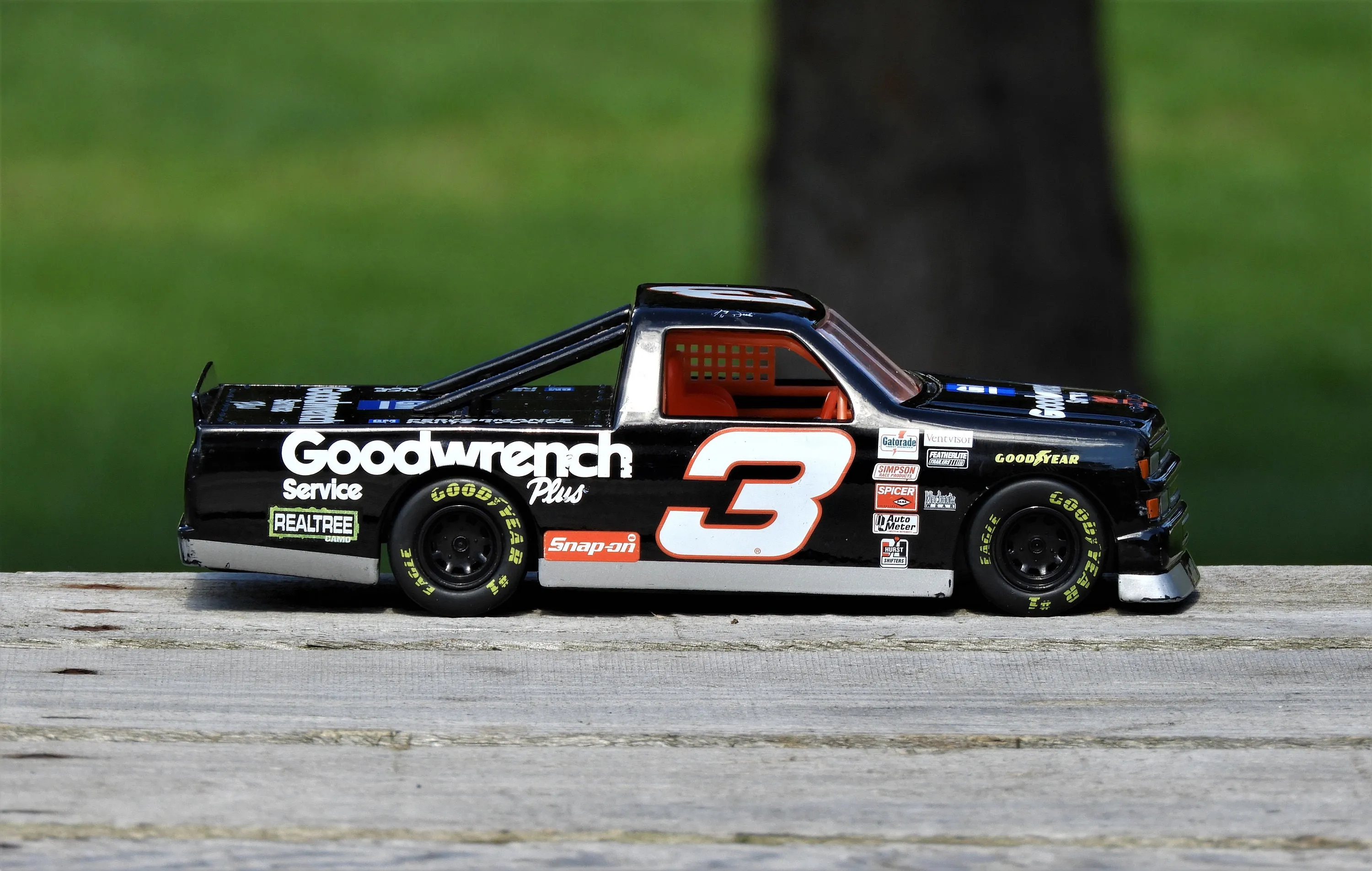 46684 nascar diecast protection