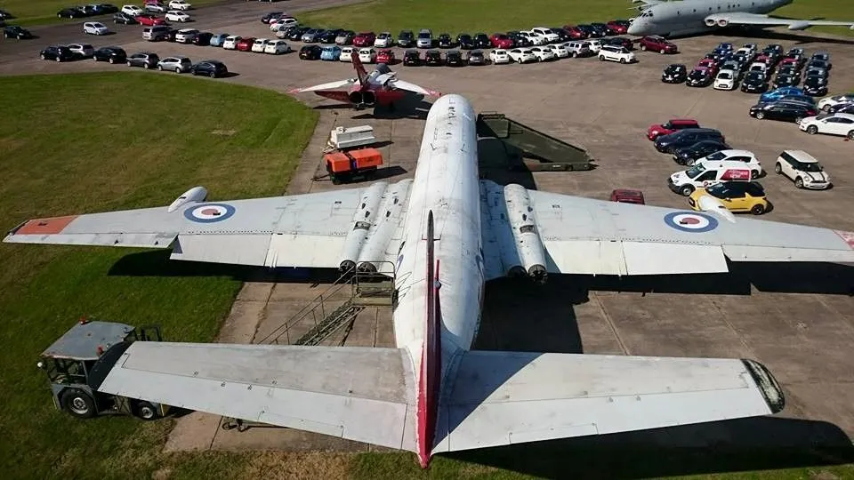 /img/46686-de-havilland-comet-diecast-authenticity.webp