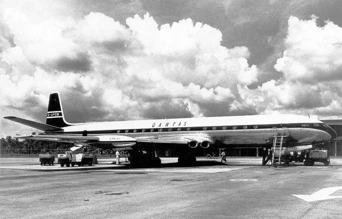 46686 de havilland comet diecast collecting