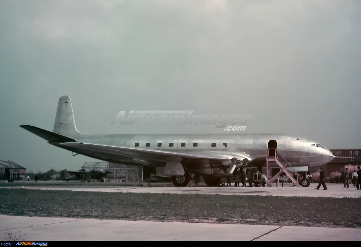46686 de havilland comet diecast scale details