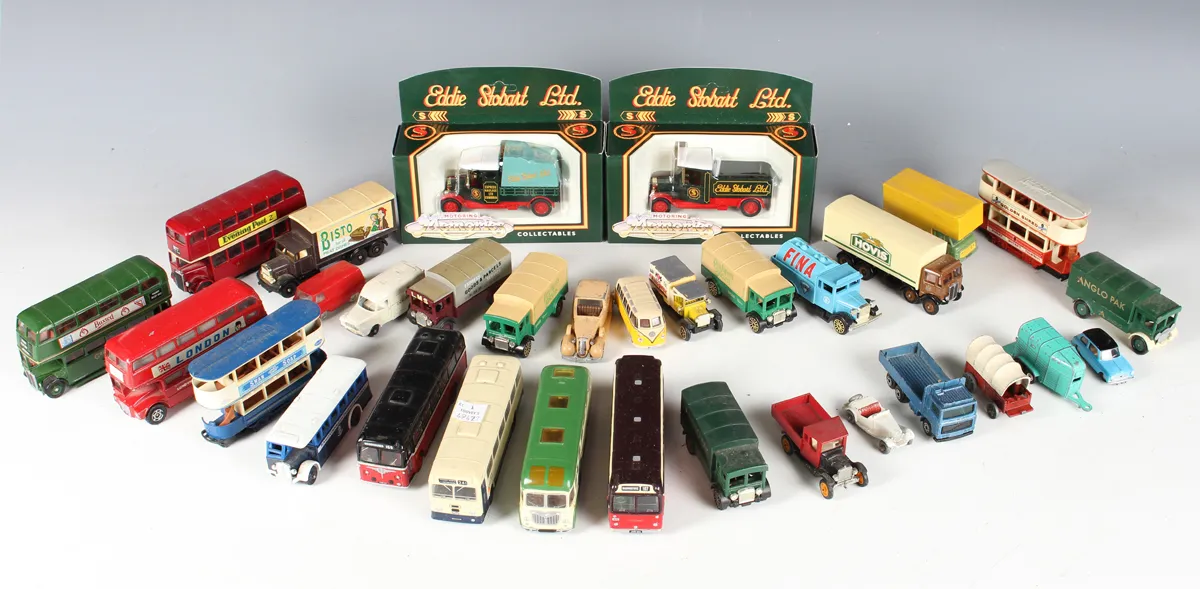 46713 diecast bus shop