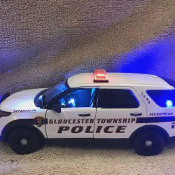 /img/46723-police-light-diecast-investment.webp