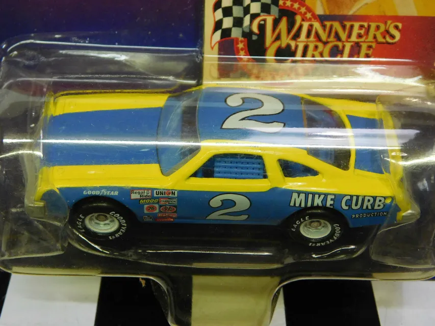 46738 dale earnhardt yellow corvette diecast 7