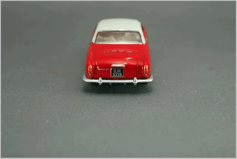 46740 collecting diecast