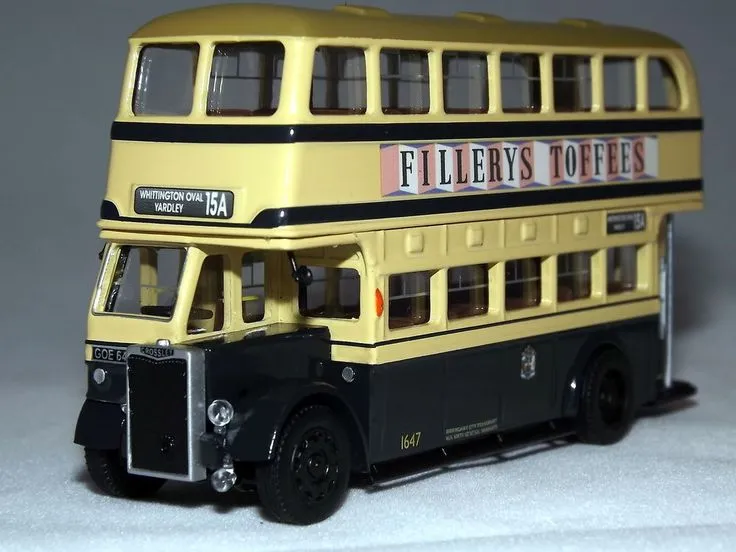 /img/46748-collectible-bus-models.webp