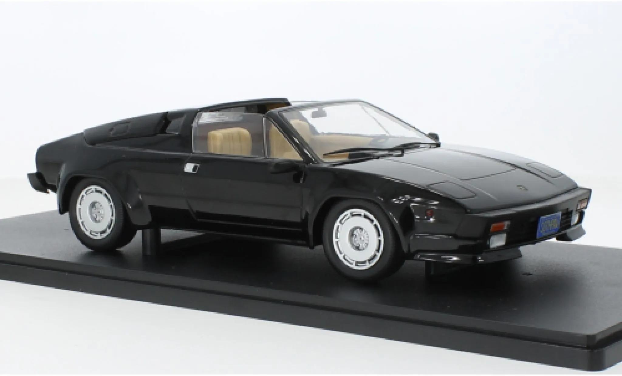 46750 lamborghini jalpa diecast model3