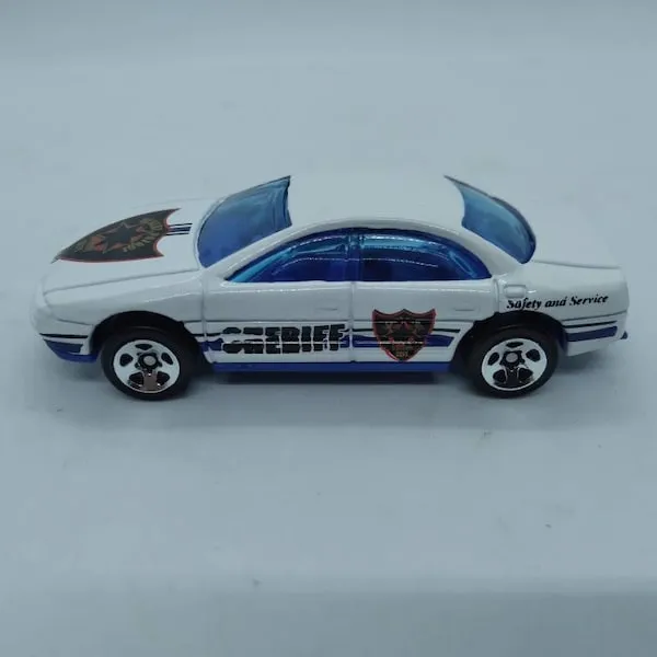46761 ford explorer diecast