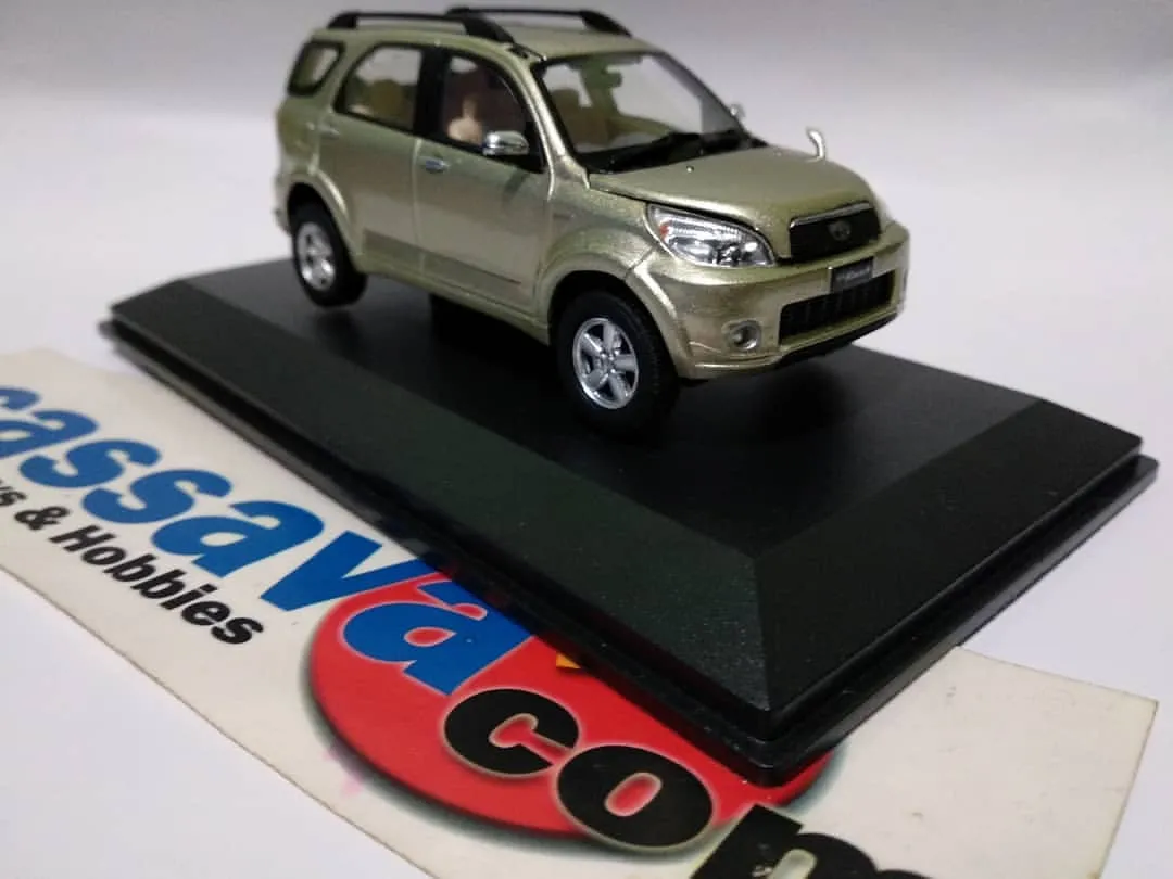 46781 diecast car comparison