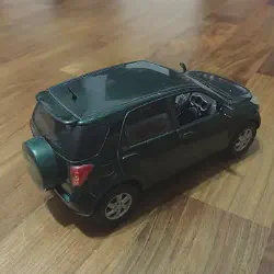 /img/46781-diecast-car-display.webp
