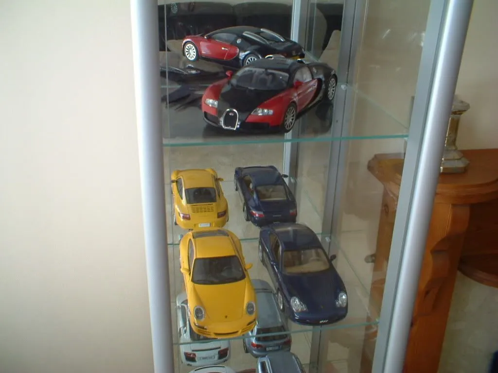 /img/46782-diecast-models-storage.webp