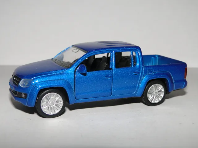 46785 amarok diecast cars feature3