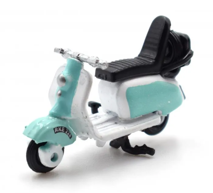 46790 diecast scooter models display