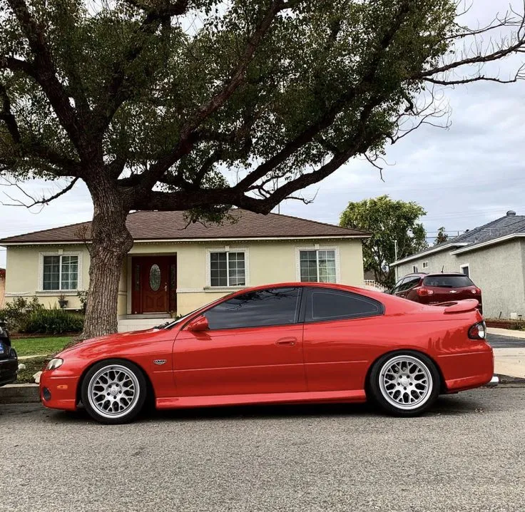 46791 monaro diecast close up