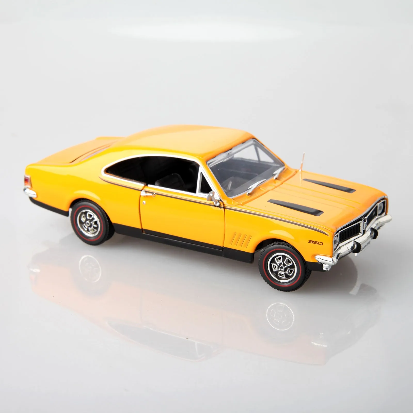 46791 monaro diecast hsv