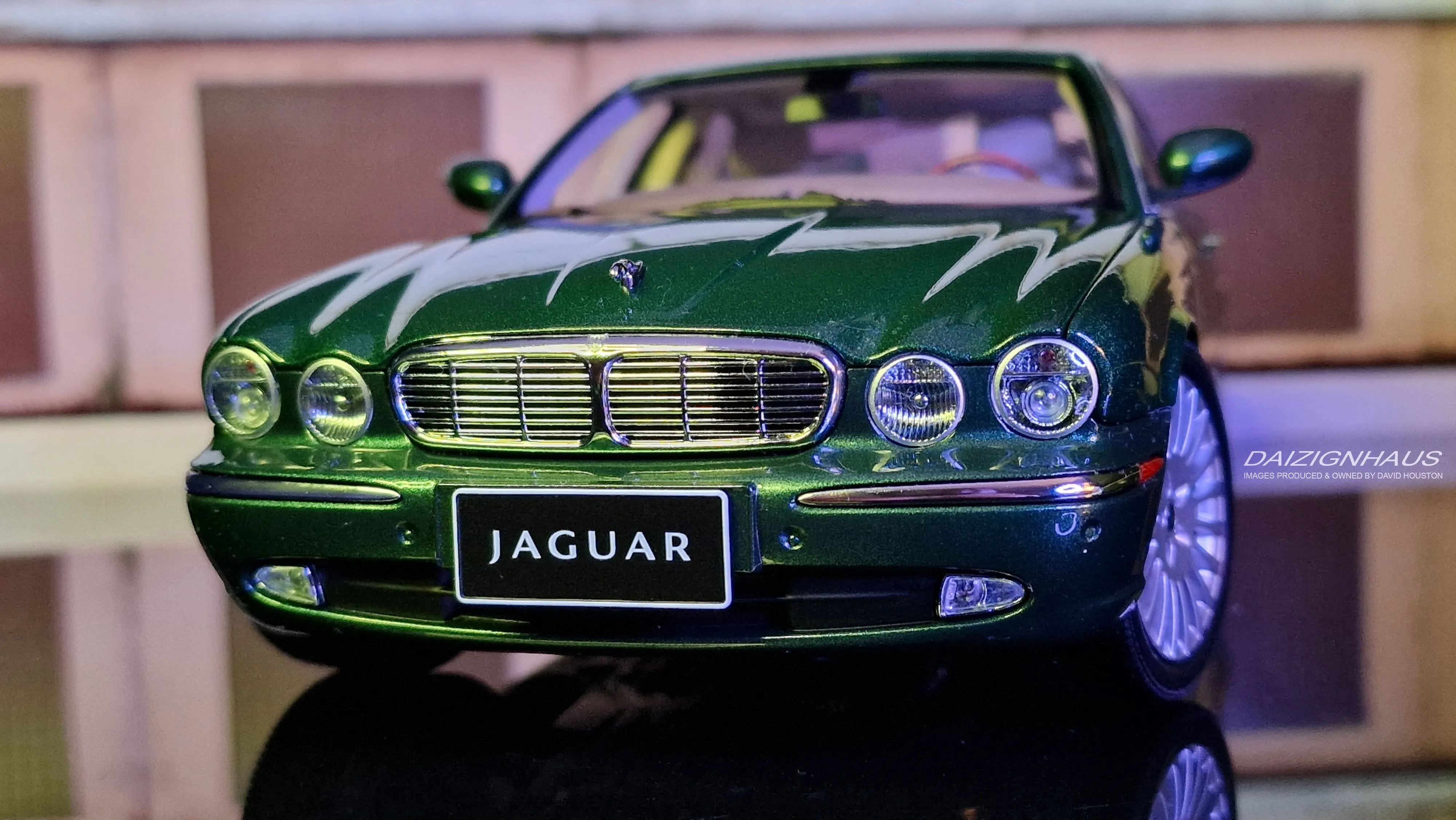 /img/46817-diecast-model-value.webp