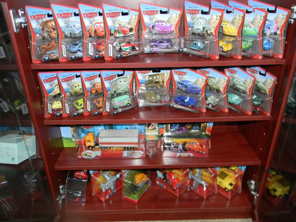 46820 cars 2 diecast toys value