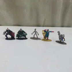 /img/46822-marvel-diecast-close-up.webp
