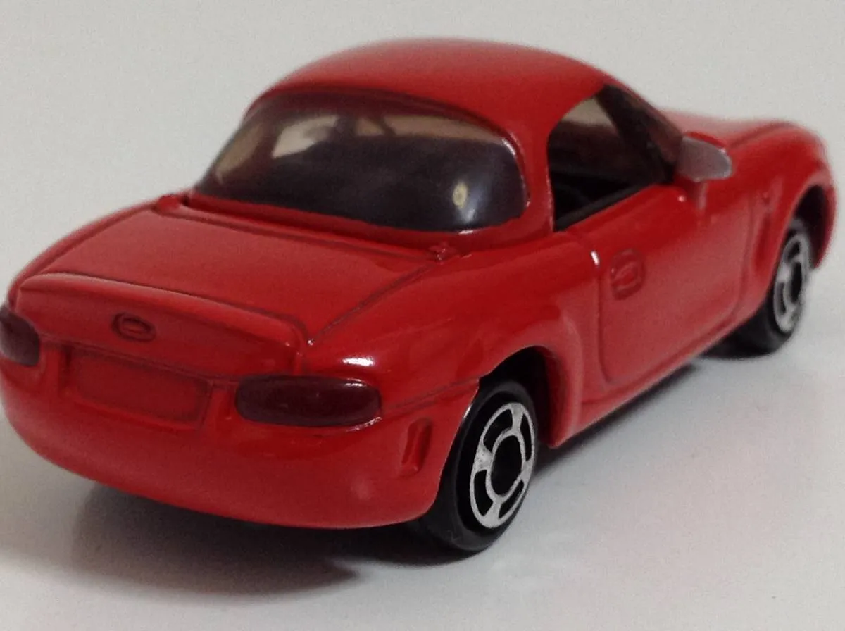 /img/46838-diecast-miata-buying.webp