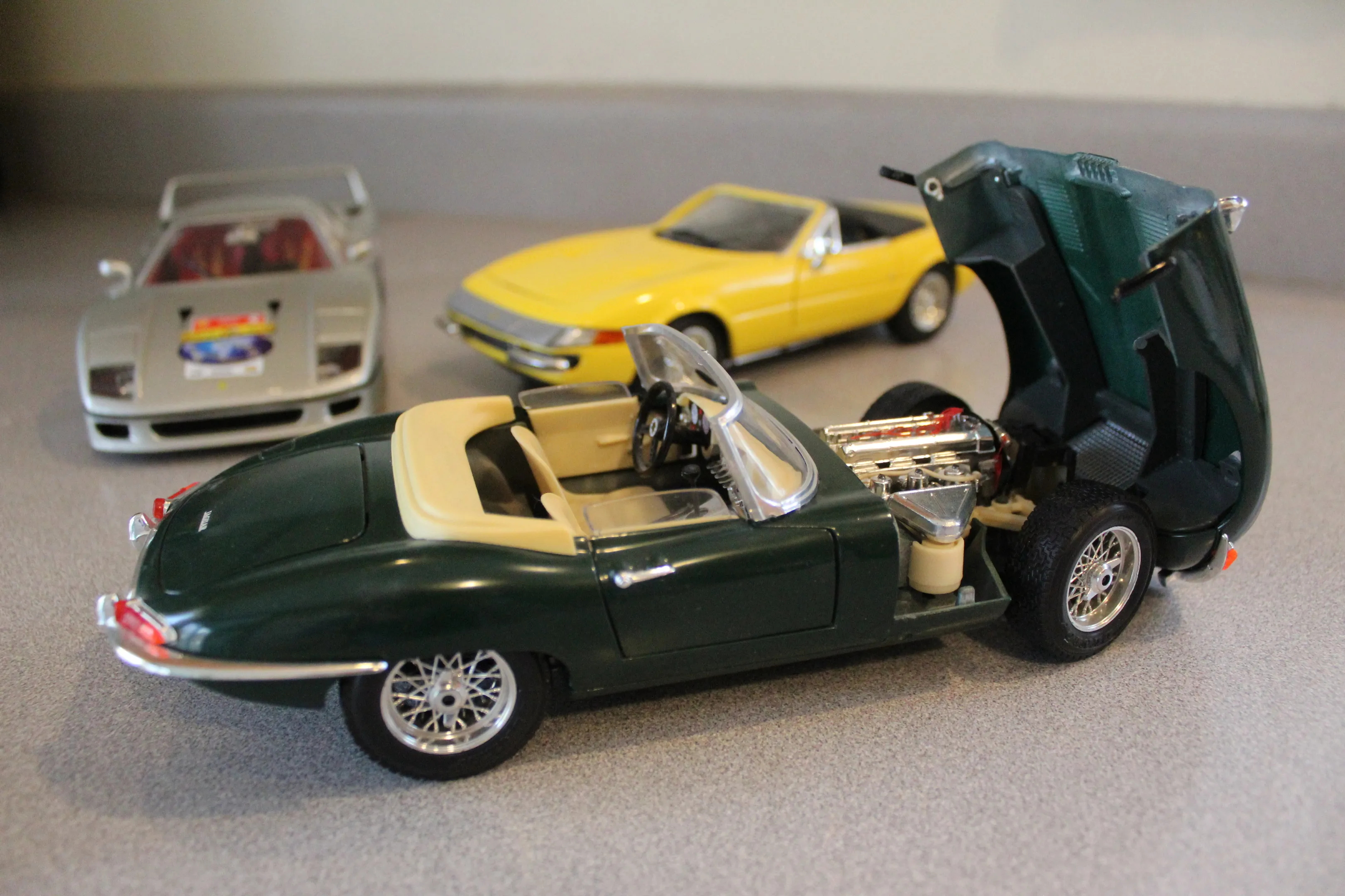 46841 aston martin db4 gt diecast