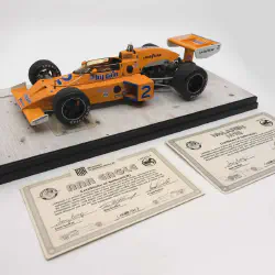 /img/46849-diecast-airplane-buying.webp