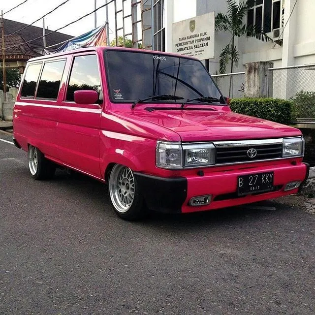 46872 diecast kijang details